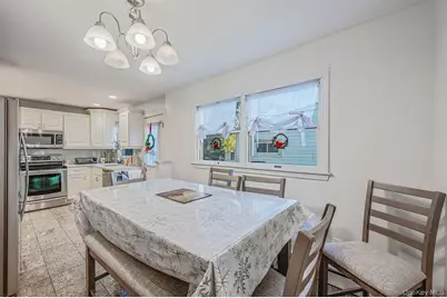 15 Macon Street, Lindenhurst, NY 11757 - Photo 13