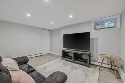 15 Macon Street, Lindenhurst, NY 11757 - Photo 41