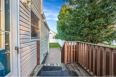 15 Macon Street, Lindenhurst, NY 11757 - Photo 7