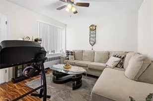 203-10 Murdock Ave, Saint Albans, NY 11412 - Photo 9