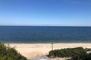 69 Hill Dr, Riverhead, NY 11901 - Photo 11