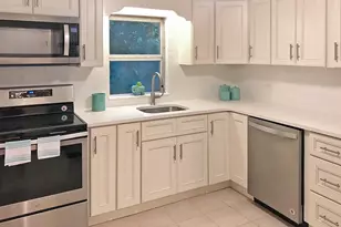 69 Hill Dr, Riverhead, NY 11901 - Photo 5