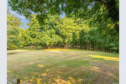 31 Factory Pond Road, Locust Valley, NY 11560 - Photo 11