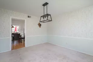 123 Wedgewood Dr, Coram, NY 11727 - Photo 11