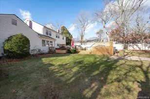 123 Wedgewood Dr, Coram, NY 11727 - Photo 33