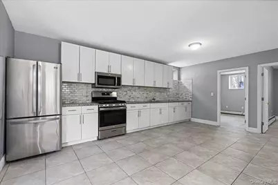 1021 E 213th Street, Bronx, NY 10469 - Photo 15