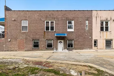 1021 E 213th Street, Bronx, NY 10469 - Photo 7