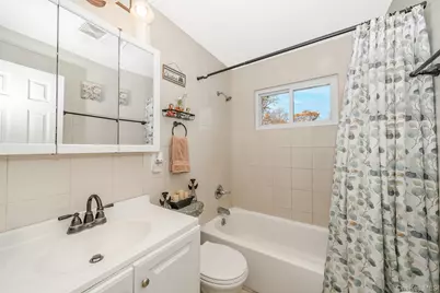 1175 Little East Neck Road, West Babylon, NY 11704 - Photo 15