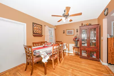 1175 Little East Neck Road, West Babylon, NY 11704 - Photo 5