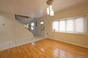 59 Corncrib Ln, Levittown, NY 11756 - Photo 3