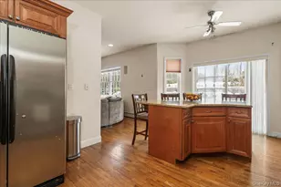 18 Coach House Ct, New Windsor, NY 12553 - Photo 15