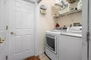 18 Coach House Ct, New Windsor, NY 12553 - Photo 23