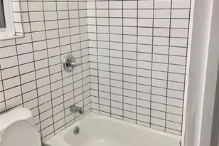 1823 Amethyst St, Bronx, NY 10462 - Photo 21