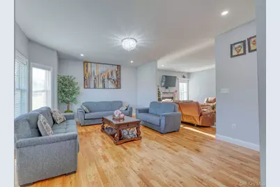 34 Meadow View Drive, Marlboro, NY 12542 - Photo 5