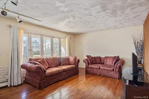 25 Ford Dr W, Massapequa, NY 11758 - Photo 7