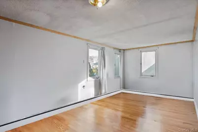 25 Ford Drive W, Massapequa, NY 11758 - Photo 17