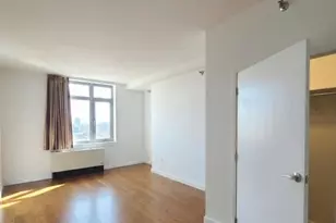 40-28 College Point Blvd, Flushing, NY 11354 - Photo 9