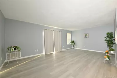 14 Kensington Way, Middletown, NY 10940 - Photo 5