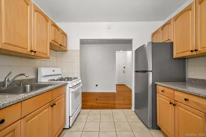 82-40 Austin Street #6K, Kew Gardens, NY 11415 - Photo 5