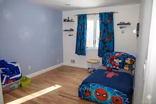 51 Lauren Ave, Dix Hills, NY 11746 - Photo 9