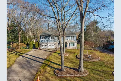 98 Auborn Avenue, Shirley, NY 11967 - Photo 37