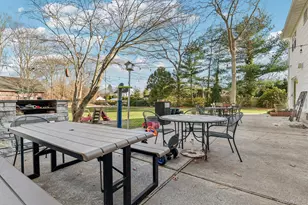 98 Auborn Ave, Shirley, NY 11967 - Photo 21