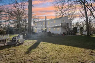 98 Auborn Ave, Shirley, NY 11967 - Photo 5