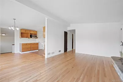 31 S Lexow Avenue, Nanuet, NY 10954 - Photo 5