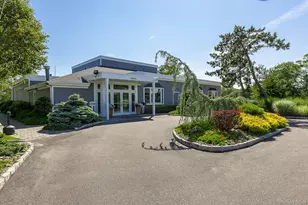 477 Woodscreek Ct, Moriches, NY 11955 - Photo 35