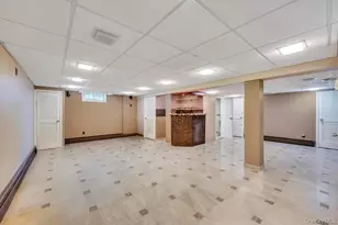 7 Carto Cir, Deer Park, NY 11729 - Photo 33