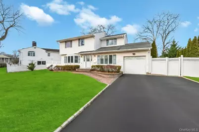 7 Carto Circle, Deer Park, NY 11729 - Photo 3