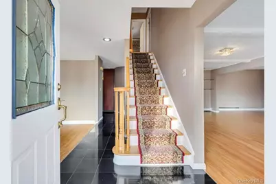 7 Carto Circle, Deer Park, NY 11729 - Photo 5