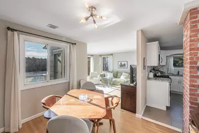 1375 W Main Street, Riverhead, NY 11901 - Photo 11