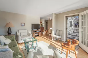 1375 W Main St, Riverhead, NY 11901 - Photo 9