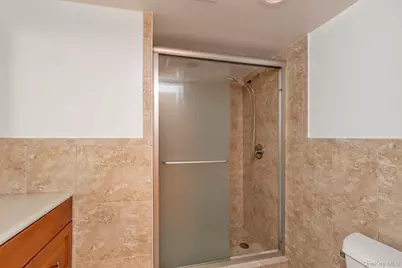 265 Jefferson Street, Franklin Square, NY 11010 - Photo 17