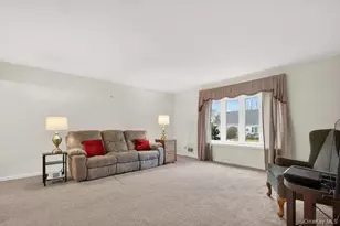 400 Foch Blvd, Mineola, NY 11501 - Photo 5