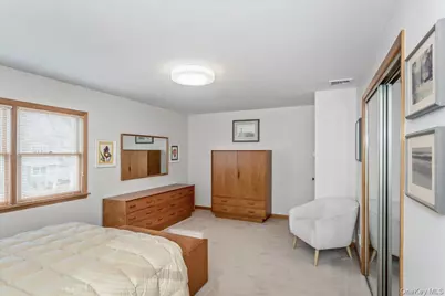 175 Primrose Drive, New Hyde Park, NY 11040 - Photo 17