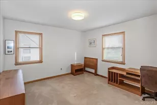 175 Primrose Dr, New Hyde Park, NY 11040 - Photo 19