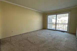 216 Springmeadow Dr, Holbrook, NY 11741 - Photo 5