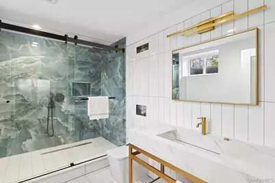 33 Oyster Pond Lane, East Hampton, NY 11937 - Photo 23