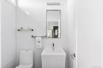 33 Oyster Pond Lane, East Hampton, NY 11937 - Photo 15