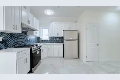107-47 49th Ave, Corona, NY 11368 - Photo 25