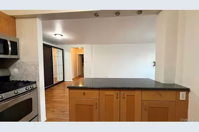 63-11 Queens Boulevard #D21, Woodside, NY 11347 - Photo 5