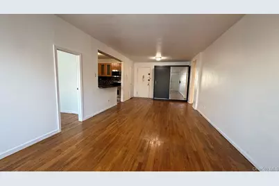 63-11 Queens Boulevard #D21, Woodside, NY 11347 - Photo 11