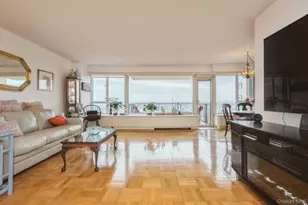 166-25 Powells Cove Blvd, Whitestone, NY 11357 - Photo 9