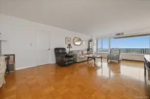 166-25 Powells Cove Blvd, Whitestone, NY 11357 - Photo 7