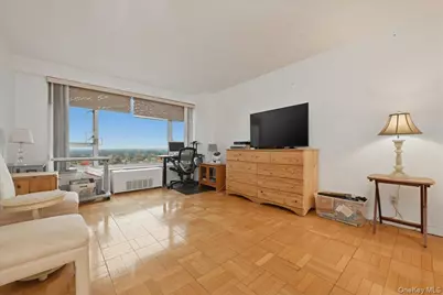 166-25 Powells Cove Boulevard #18G, Whitestone, NY 11357 - Photo 15