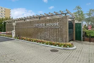 166-25 Powells Cove Blvd, Whitestone, NY 11357 - Photo 1