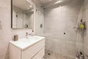 4475 Douglas, Bronx, NY 10471 - Photo 21