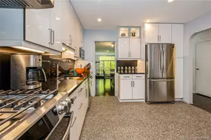 4475 Douglas, Bronx, NY 10471 - Photo 7